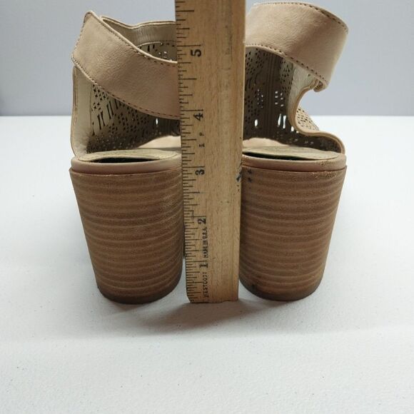 Vince Camuto Keanne Sandal Booties Sz 9M Tan Nubuck Leather Boho Casual Chic - Picture 13 of 15
